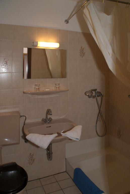 Landgasthof Guentersen Adelebsen Habitación foto